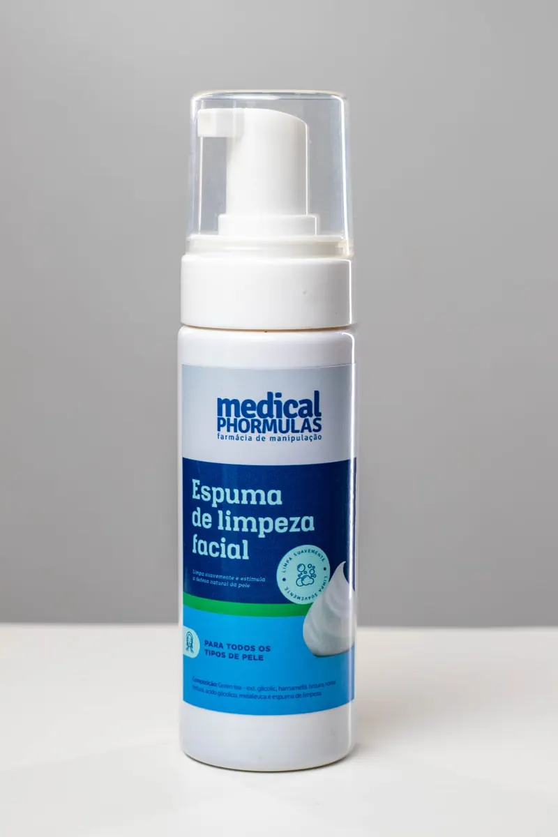 Espuma de limpeza facial da Medical Phormulas